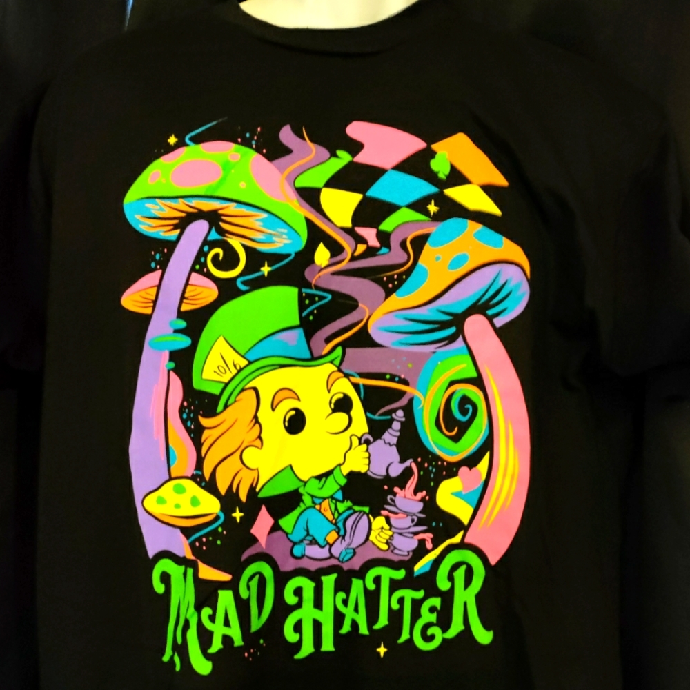 New Funko Pop Mad Hatter Blacklight T-Shirt